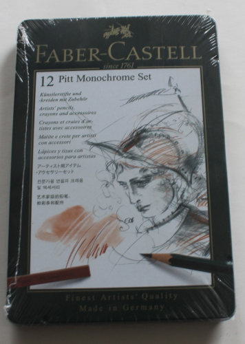 Faber-Castell Pitt Monochrome Set, 12 metal case